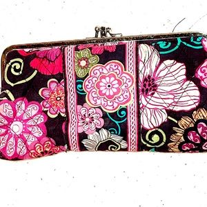 Vera Bradley wallet / clutch